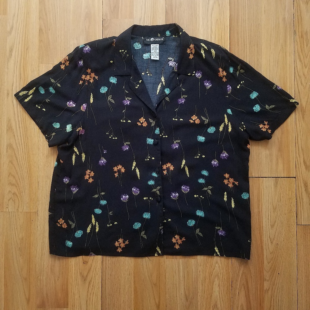 VTG 90s Sag Harbor Floral Short Sleeve Button Down